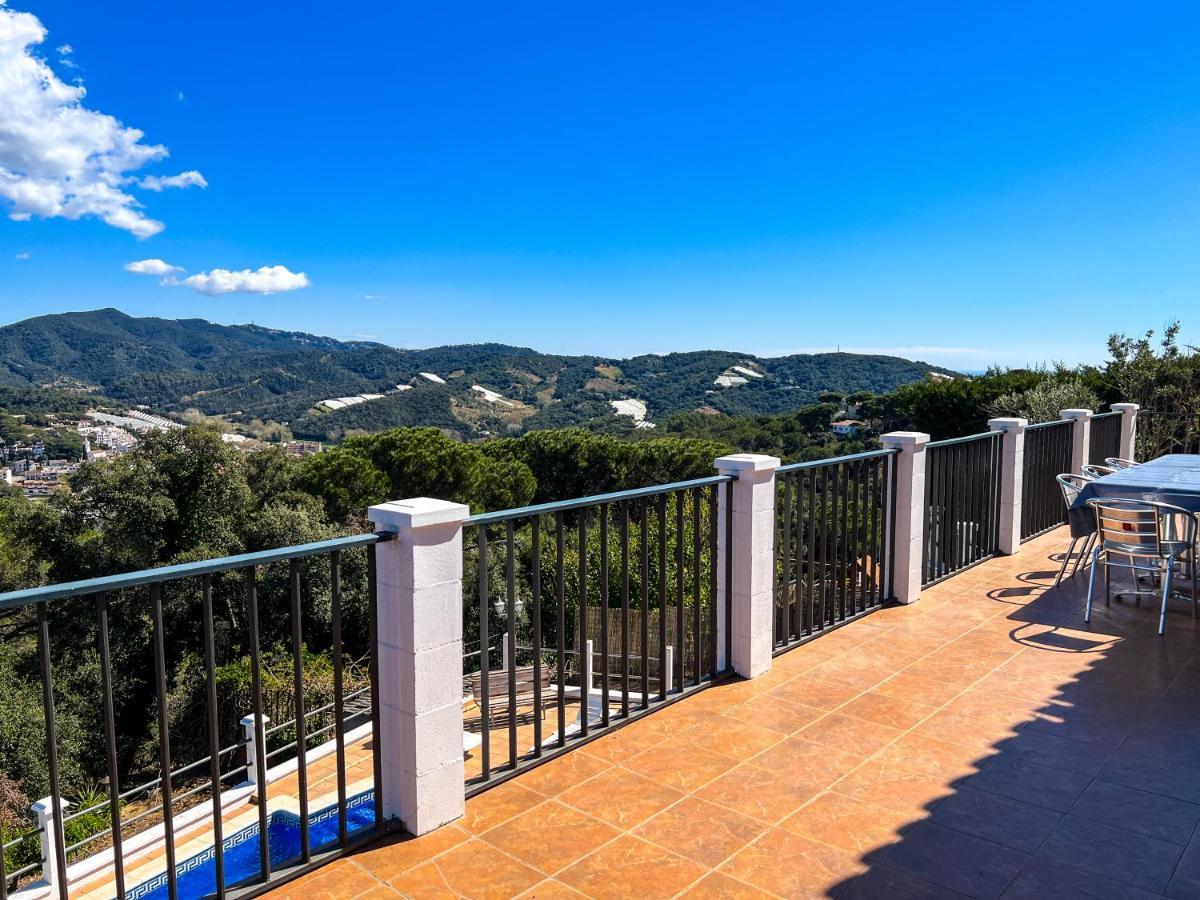 Vivalidays Casa Ricardo Villa Sant Cebrià de Vallalta Екстериор снимка