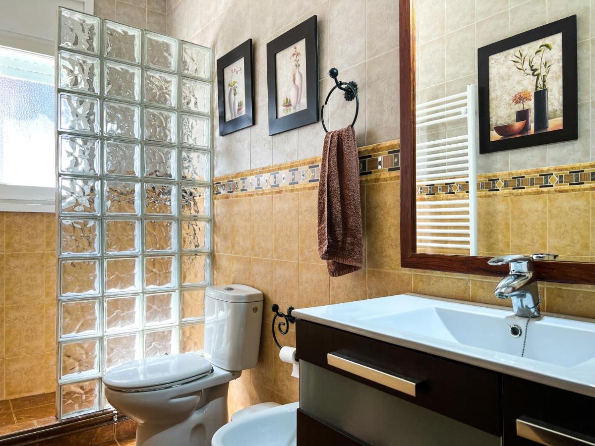 Vivalidays Casa Ricardo Villa Sant Cebrià de Vallalta Екстериор снимка