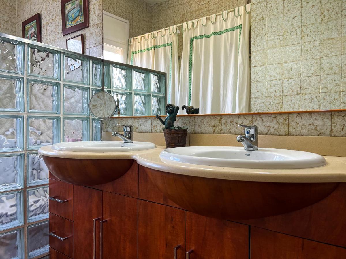 Vivalidays Casa Ricardo Villa Sant Cebrià de Vallalta Екстериор снимка